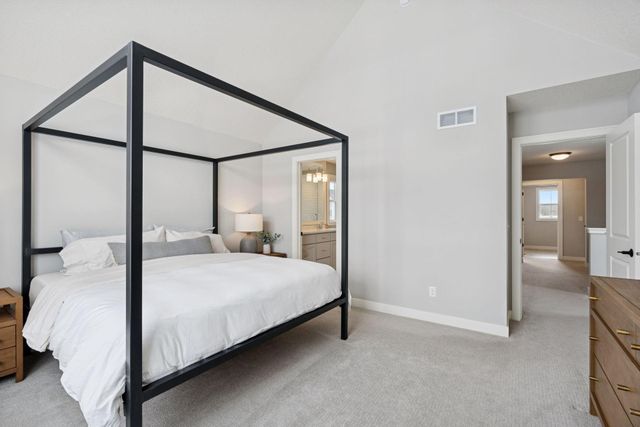 16247 Durango Trail, Lakeville, MN 55044