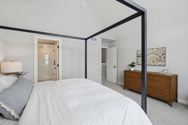 16247 Durango Trail, Lakeville, MN 55044