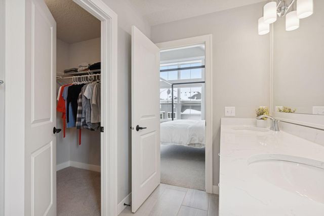 16247 Durango Trail, Lakeville, MN 55044