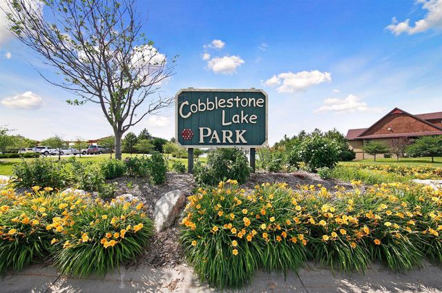 16247 Durango Trail, Lakeville, MN 55044