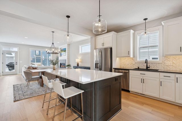 16247 Durango Trail, Lakeville, MN 55044