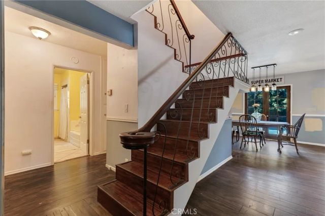 21235 Dumetz Road, Woodland Hills, CA 91364