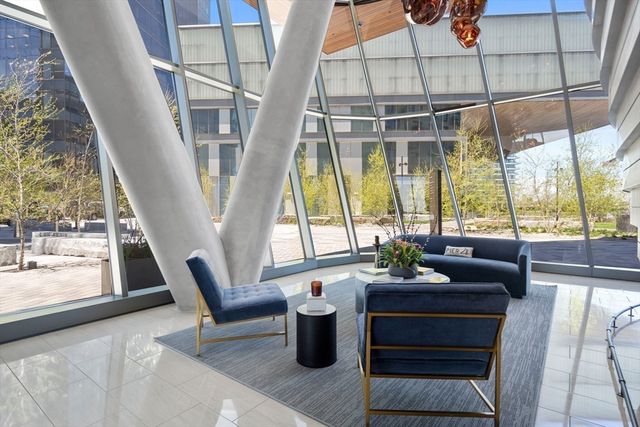 300 Pier 4 Blvd PHR, Boston, MA 02210