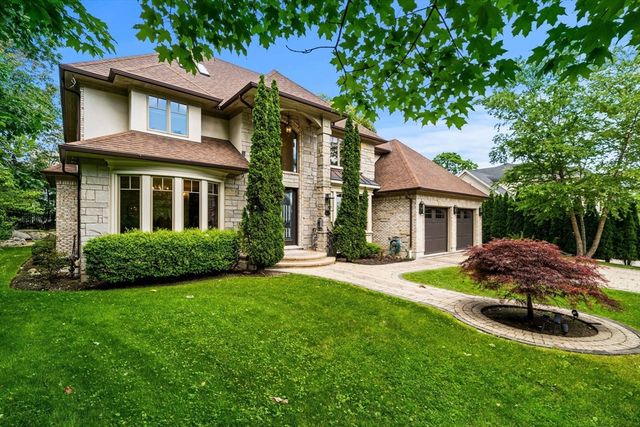 20 Boulder Rd, Newton, MA 02459