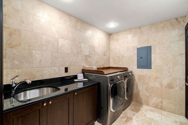 20 Boulder Rd, Newton, MA 02459