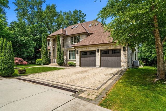 20 Boulder Rd, Newton, MA 02459