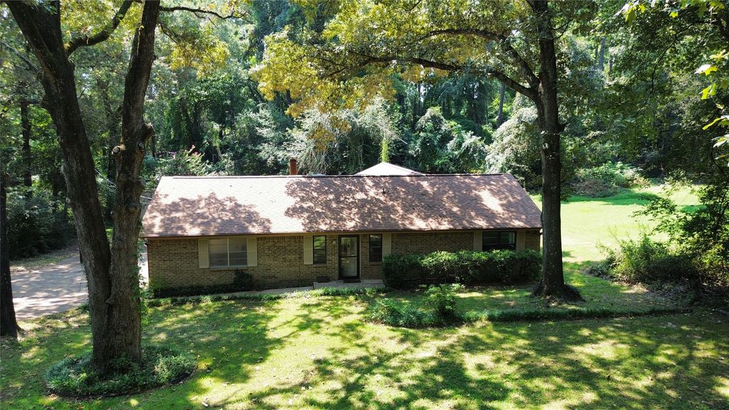 17320 Four Winds Way, Flint, TX 75762