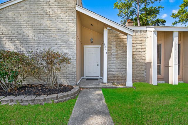 23015 Canyon Lake Drive, Spring, TX 77373