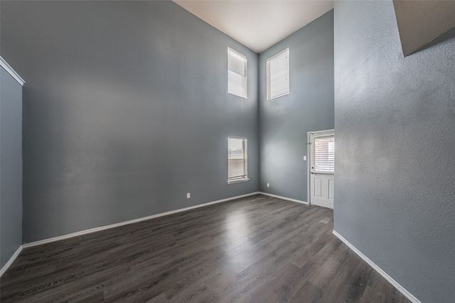 1758 Overlook Drive, Lancaster, TX 75146