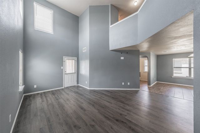 1758 Overlook Drive, Lancaster, TX 75146