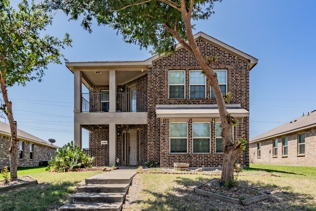 1758 Overlook Drive, Lancaster, TX 75146