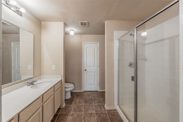 1758 Overlook Drive, Lancaster, TX 75146