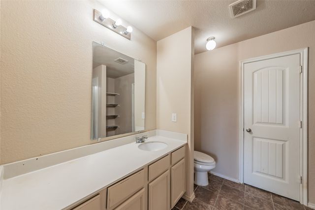 1758 Overlook Drive, Lancaster, TX 75146