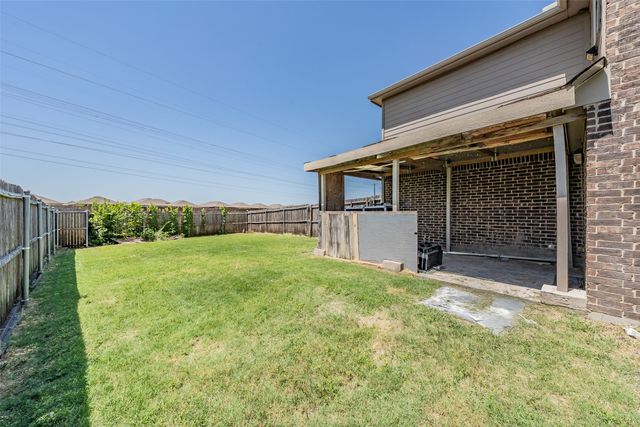 1758 Overlook Drive, Lancaster, TX 75146