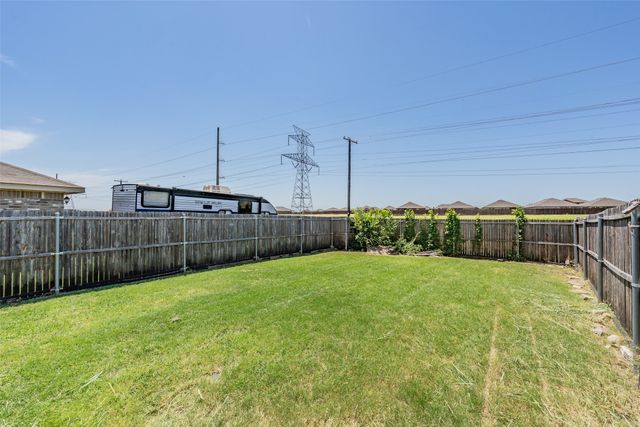 1758 Overlook Drive, Lancaster, TX 75146