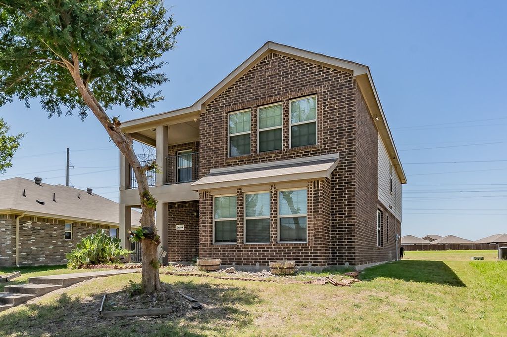 1758 Overlook Drive, Lancaster, TX 75146