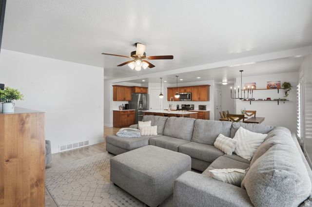 6694 W WIND ROSE DR, Herriman, UT 84096