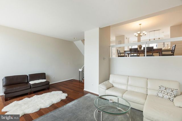 11030 THRUSH RIDGE RD, Reston, VA 20191