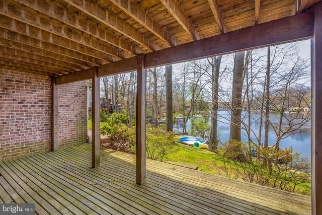 11030 THRUSH RIDGE RD, Reston, VA 20191