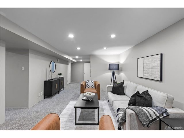 5979 S Windermere St, Littleton, CO 80120