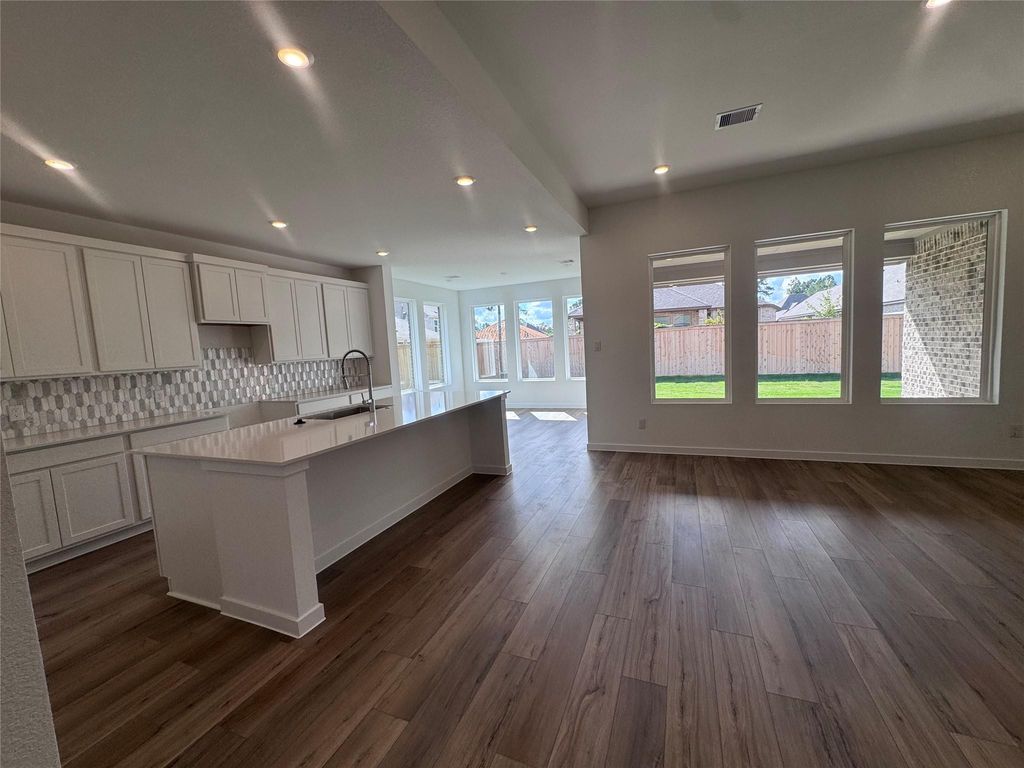 26762 Frontier Trace Drive, Montgomery, TX 77316