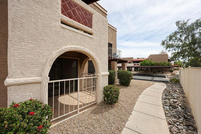 5757 W Eugie Avenue Unit 1038, Glendale, AZ 85304