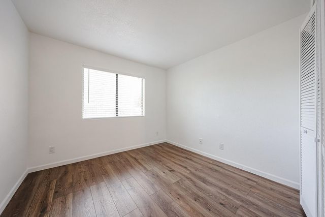 5757 W Eugie Avenue Unit 1038, Glendale, AZ 85304