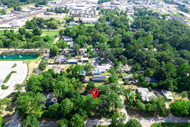 401 Dunnam Avenue, Cleveland, TX 77327