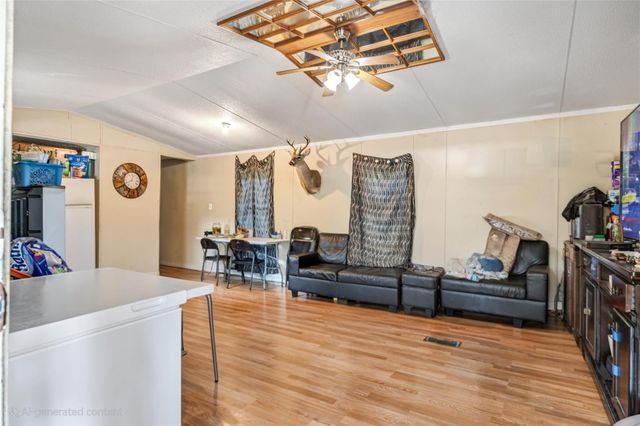 401 Dunnam Avenue, Cleveland, TX 77327