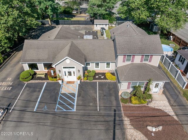 362 Broadway, Keyport, NJ 07735