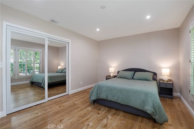 16842 Liggett, Los Angeles, CA 91343