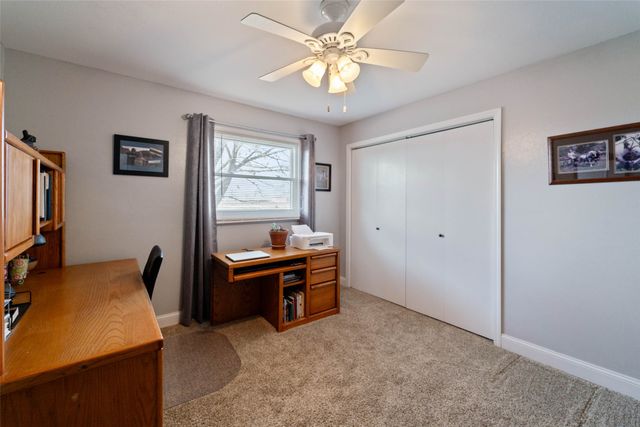 1338 W Avenue, Ames, IA 50014