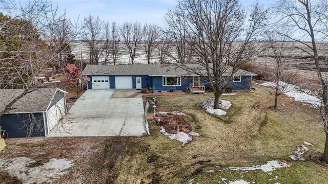 1338 W Avenue, Ames, IA 50014