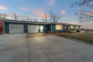 1338 W Avenue, Ames, IA 50014