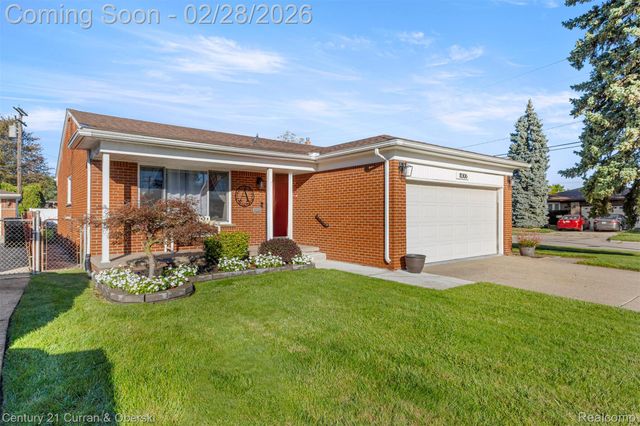 11306 Lenoir Street, Allen Park, MI 48101