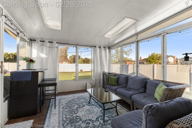 11306 Lenoir Street, Allen Park, MI 48101