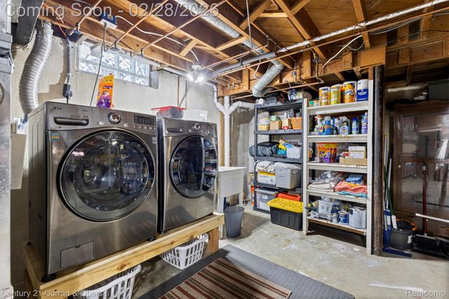 11306 Lenoir Street, Allen Park, MI 48101