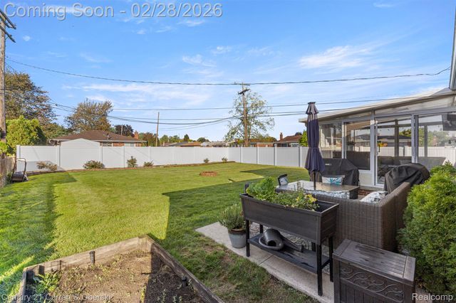 11306 Lenoir Street, Allen Park, MI 48101