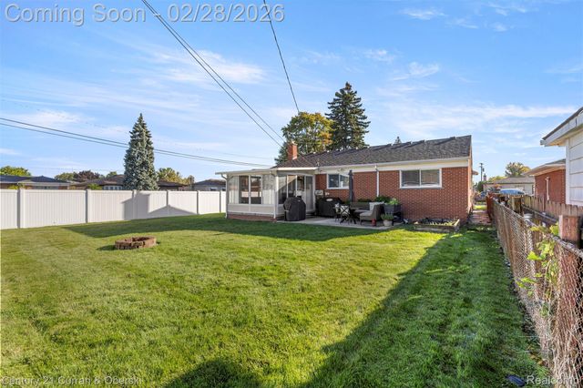 11306 Lenoir Street, Allen Park, MI 48101