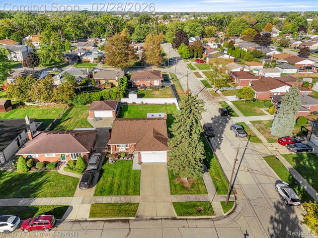 11306 Lenoir Street, Allen Park, MI 48101