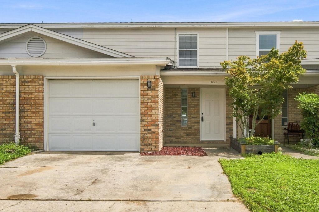 Image 1 of property listing at 1855 Whispering Oaks Lane, Fort Walton Beach, FL 32547