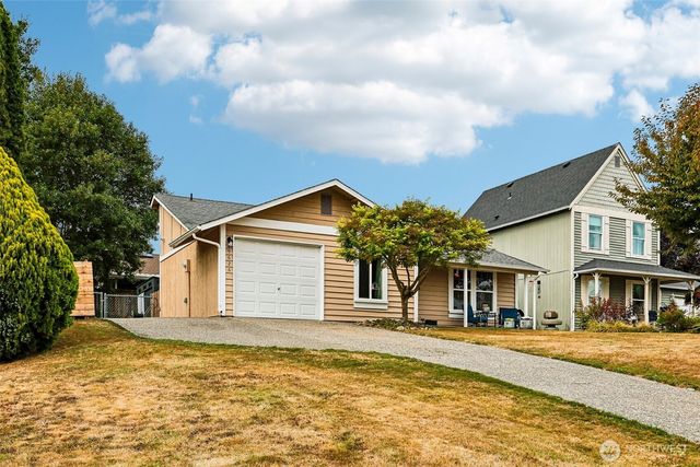 9626 65th Drive NE, Marysville, WA 98270