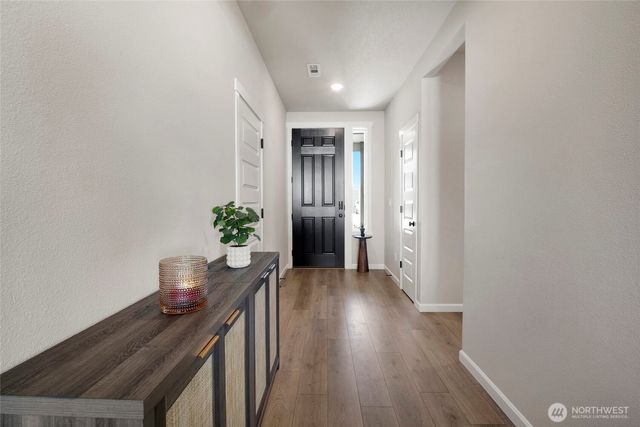 4716 W Thrush Street, Moses Lake, WA 98837