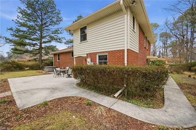 138 Milstead RD, Newport News, VA 23606