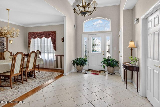 11 Tuscana Court, Manchester, NJ 08759