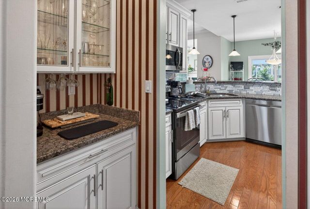 11 Tuscana Court, Manchester, NJ 08759