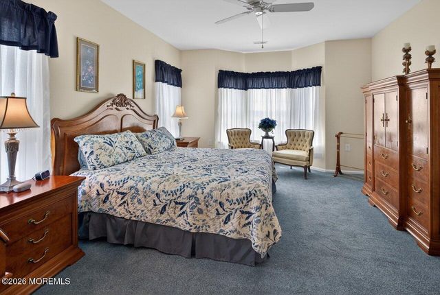 11 Tuscana Court, Manchester, NJ 08759