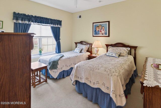 11 Tuscana Court, Manchester, NJ 08759