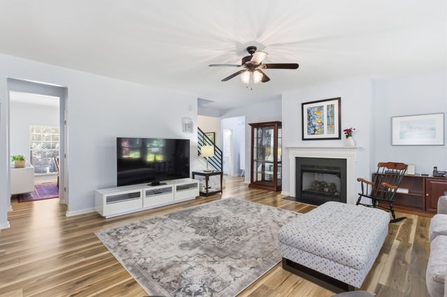 1012 Heathfield Cir, Brentwood, TN 37027