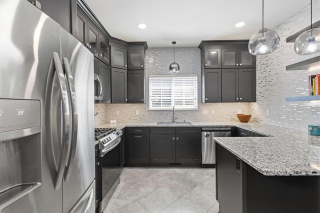 1012 Heathfield Cir, Brentwood, TN 37027